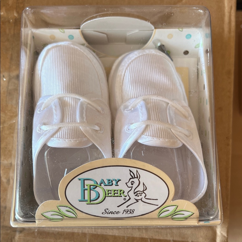 Baby Deer White Baby Walker Shoes with Lace Tie